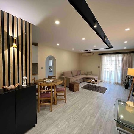 Great Apartament Near Lake & Blloku Area ติรานา ภายนอก รูปภาพ